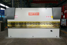 液壓板料折彎?rùn)C(jī)WC67Y-100T/4000